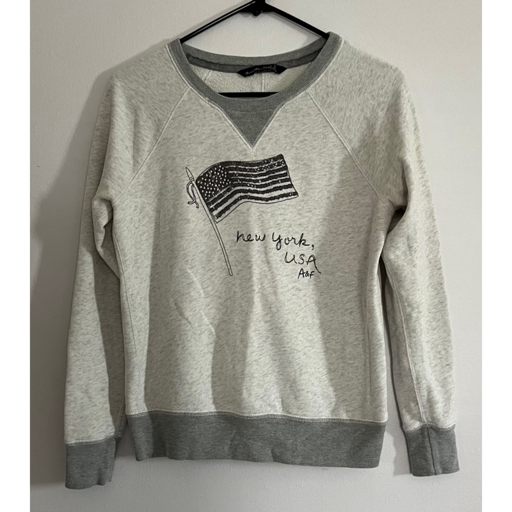 Abercrombie & Fitch flag sweatshirt size S